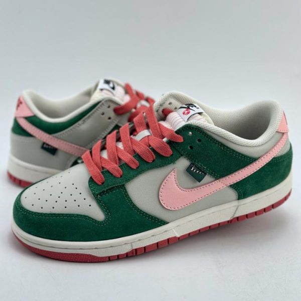 NIKE SB Dunk Low系列