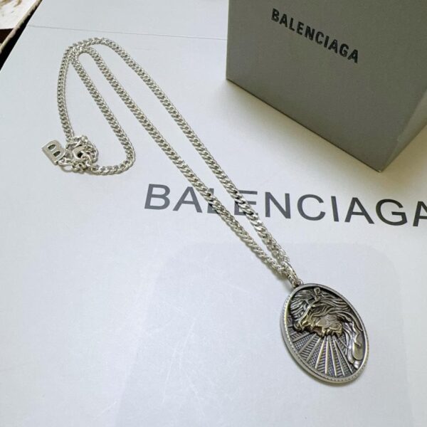 Balenciaga 新收項鍊(672D)