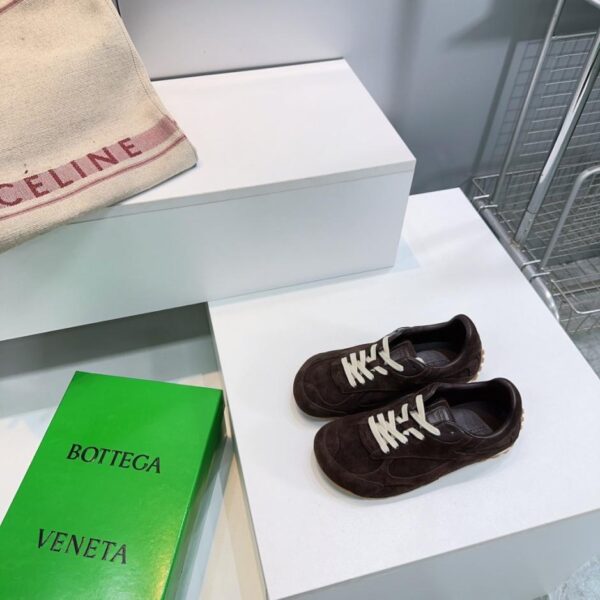 高品質羊麂皮（薄底） Bottega Veneta 秋冬新色 反絨運動鞋老爹鞋休閒鞋(8ANWH)