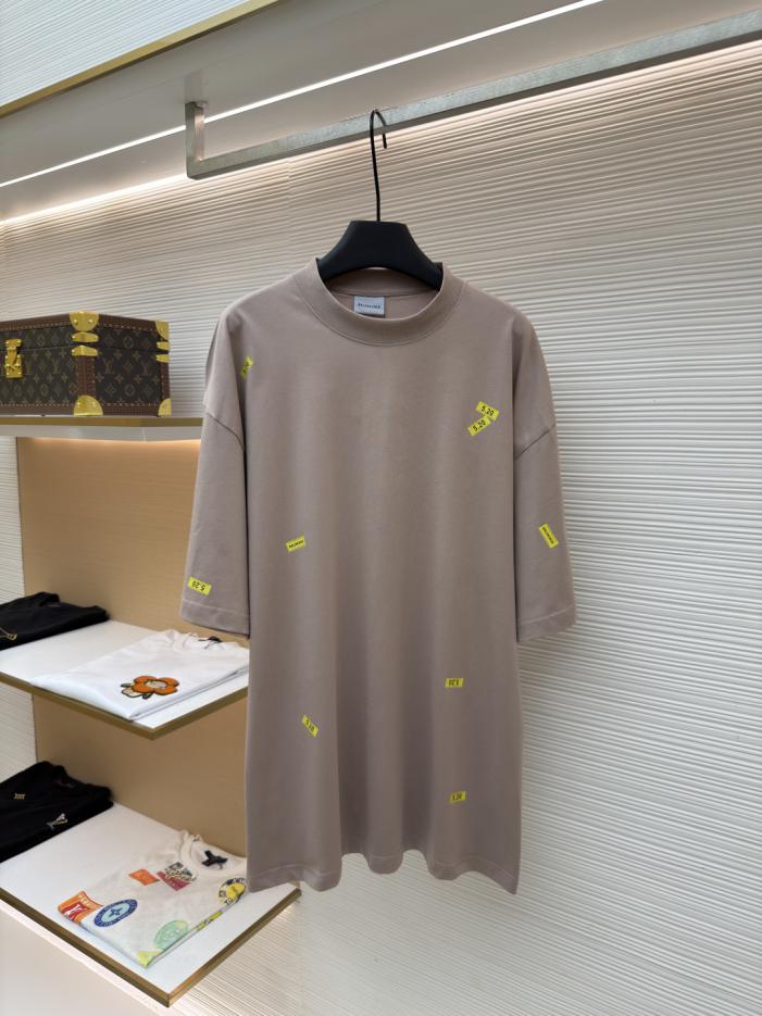 LV包包推薦哪一款?LV官網熱門款推薦?LV精品包包哪裡買比較好? 想買LV女包不知道哪一款?找LV最新款包包?LV專櫃同步熱門款推薦 Balenciaga 520標籤印花短袖(KSGYRL) 5 想找LV官網包包價格?LV專櫃同步熱門包款推薦?找名牌包官網熱門包排行榜? LV包包專櫃太貴怎麼辦?想知道LV包包多少錢?LV官網價格推薦款 Balenciaga 520標籤印花短袖(KSGYRL) 5